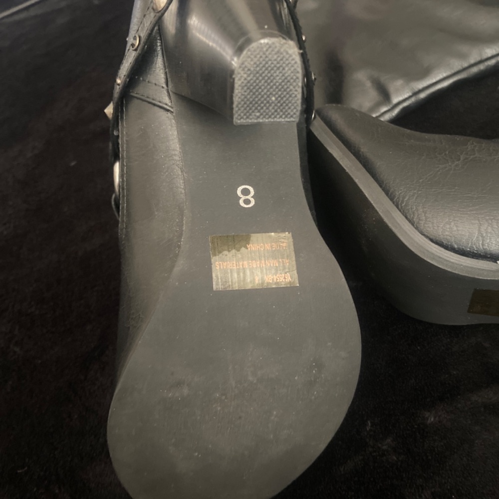 Boots - Picture 2 of 2